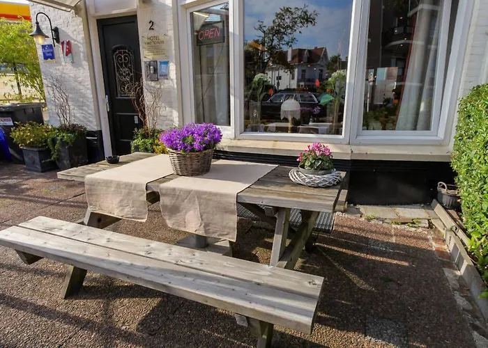 't Witte Huys Scheveningen Otel