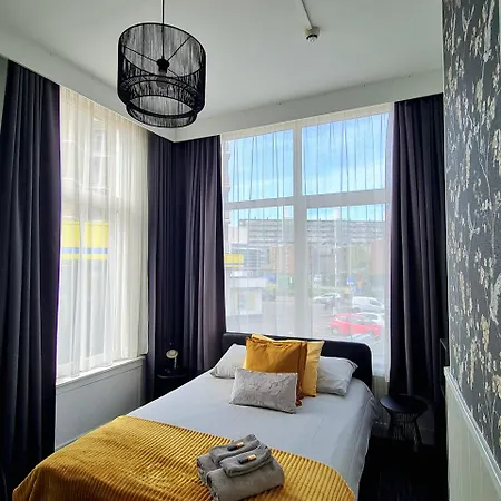 't Witte Huys Scheveningen Otel 3*