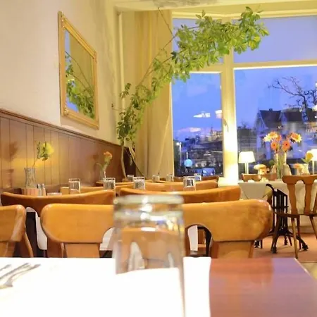 't Witte Huys Scheveningen Otel