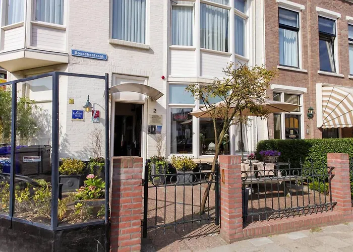 't Witte Huys Scheveningen 3* האג